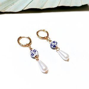 Pearl drop hoop earrings #133